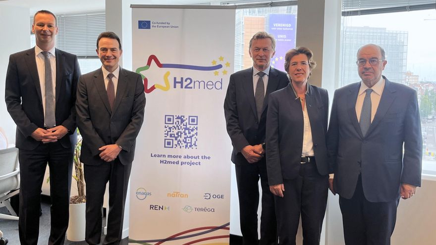 La empresa propietaria del hidroducto BarMar tendrá su sede en la Costa Azul y un directivo de Enagás será su CEO