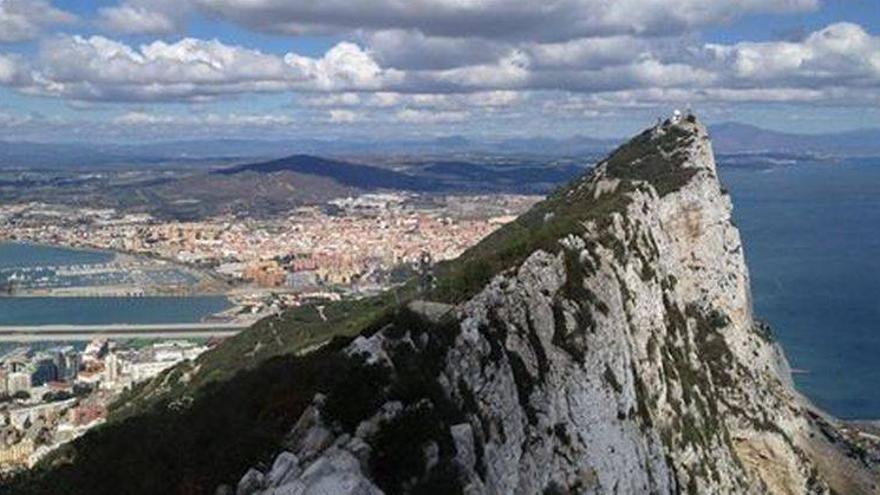 La Justicia europea avala aguas de Gibraltar como espacio protegido español