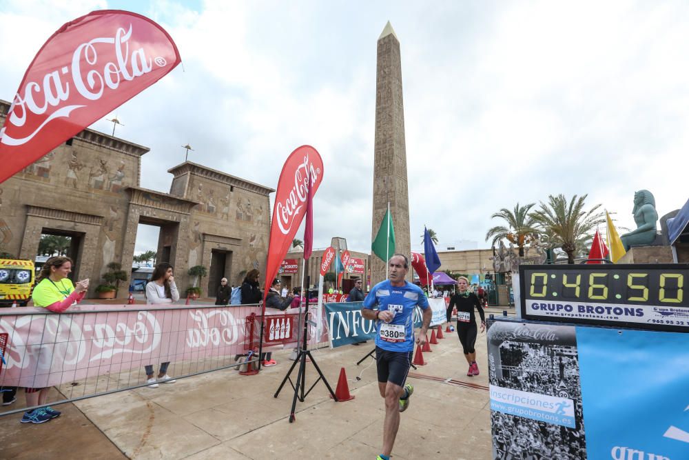 Carrera solidaria en Terra Mítica