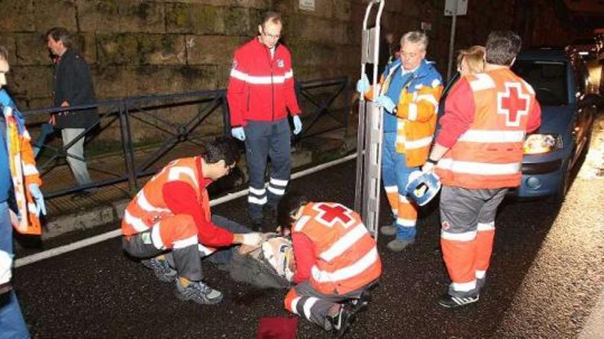 Un hombre fallece y su mujer y su hijo de 9 años resultan heridos en un accidente en Vigo