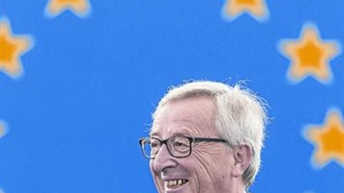 Juncker sonríe en el Parlamento Europeo, el miércoles en Estrasburgo.