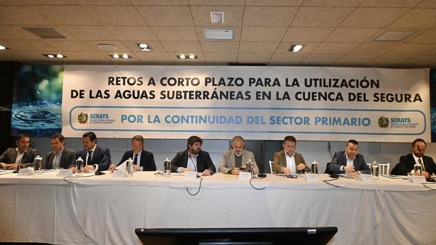 López Miras insta al Gobierno de España a pedir a Bruselas una moratoria hasta 2033 del cierre de los acuíferos