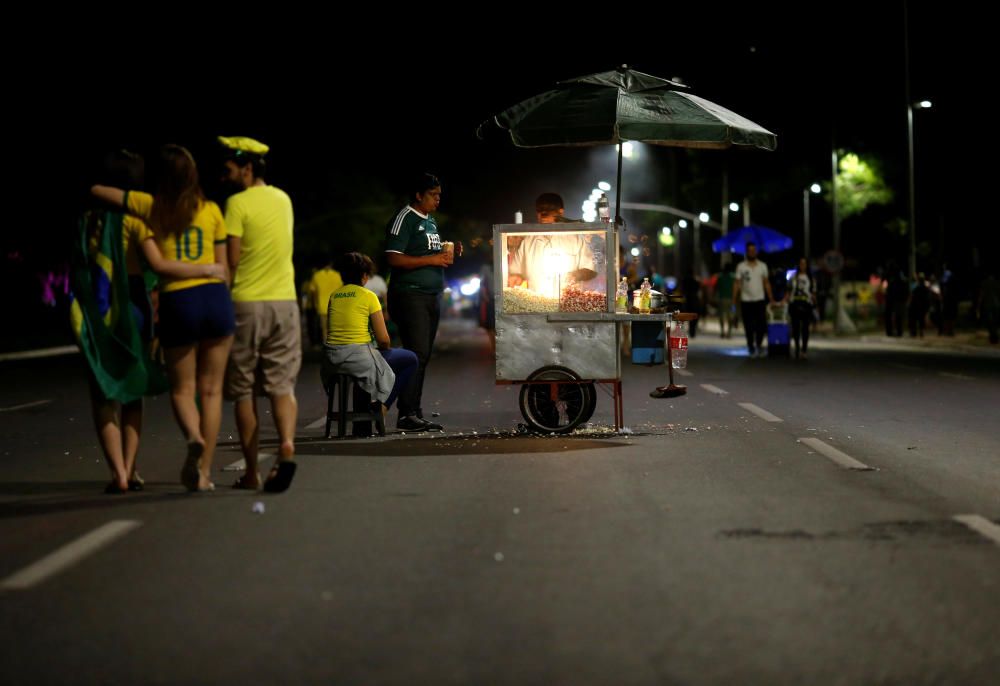 Los seguidores de Bolsonaro celebran su victoria