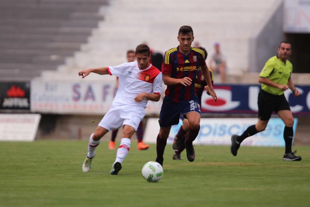 El Mallorca se lleva el Trofeu de l’Agricultura al superar 1-4 al Poblense