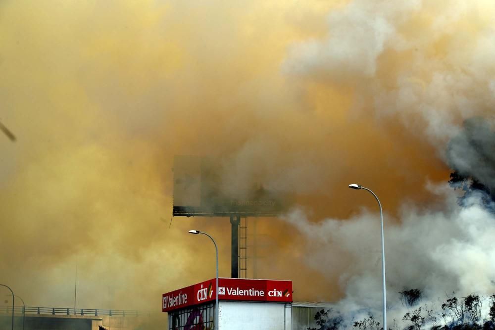 Más imágenes del incendio en As Rañas