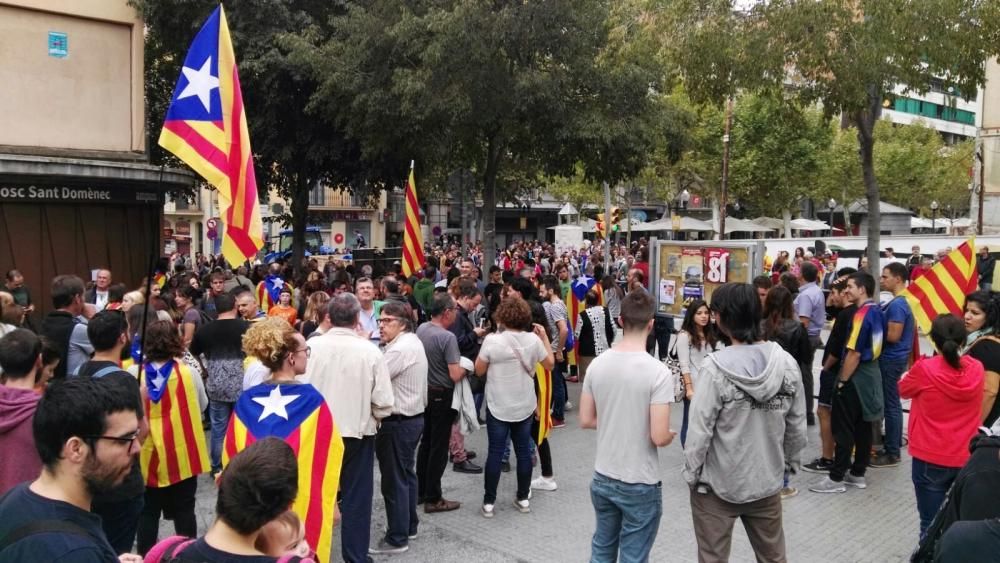 Multitudinària manifestació contra la violència a Manresa