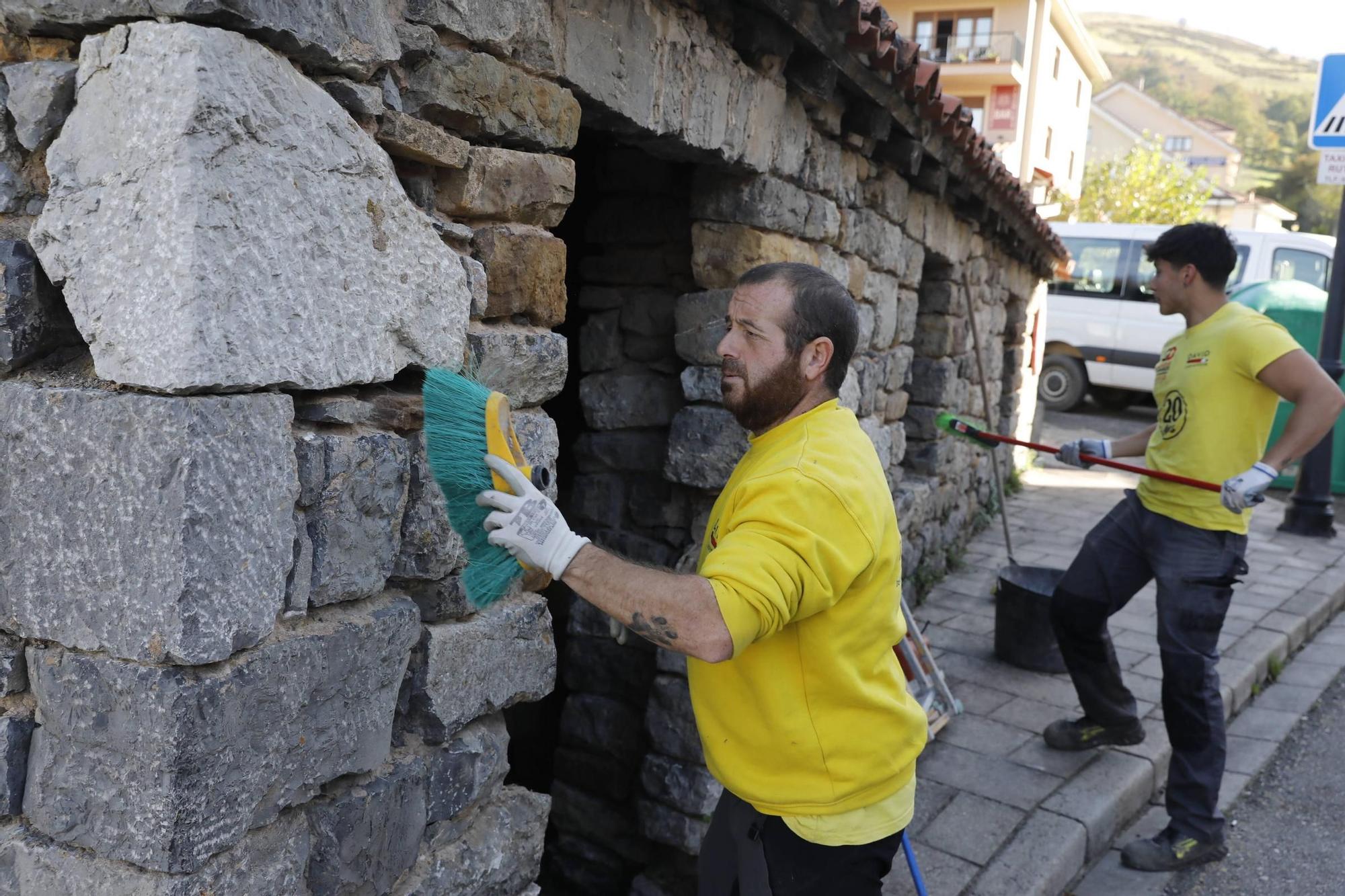 En imágenes | Sotres se prepara para recibir el premio &quot;Pueblo ejemplar&quot; de manos de los reyes