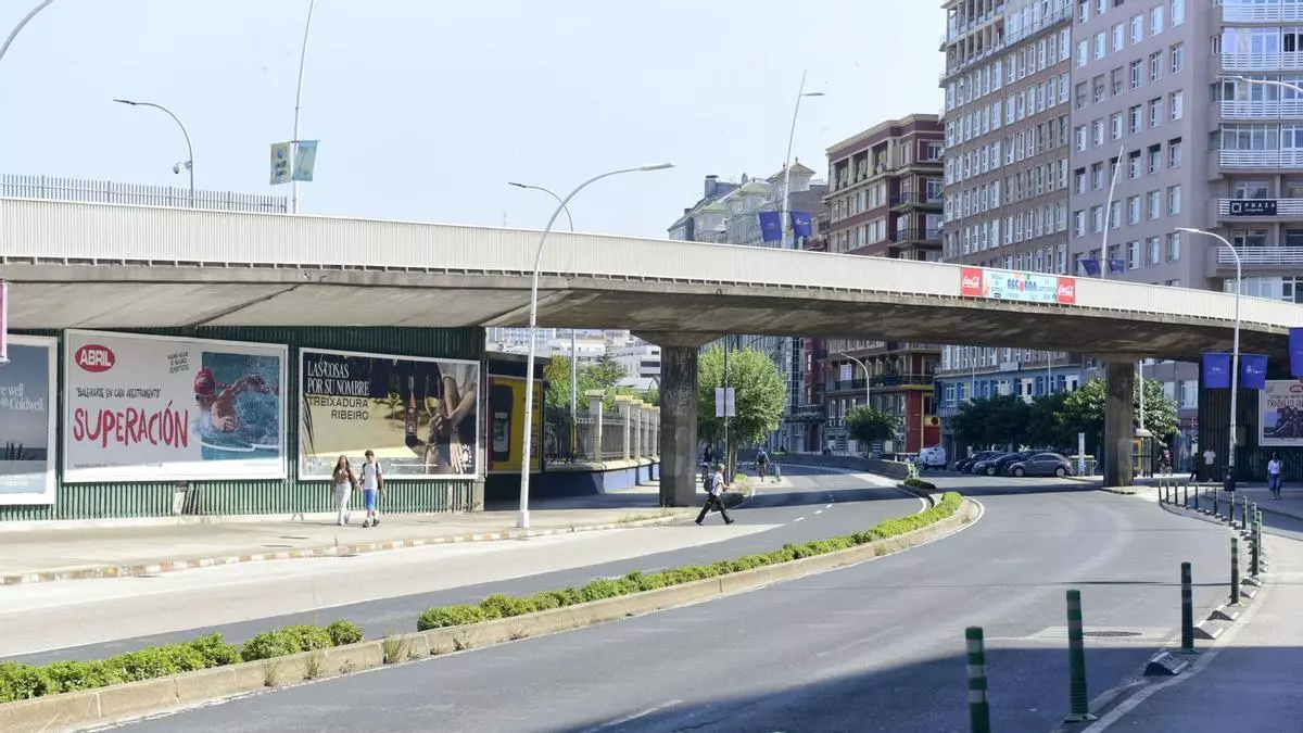 Tarde de tráfico "totalmente fluido" y sin retenciones en A Coruña a pocas horas del eclipse, con vías sin apenas coches