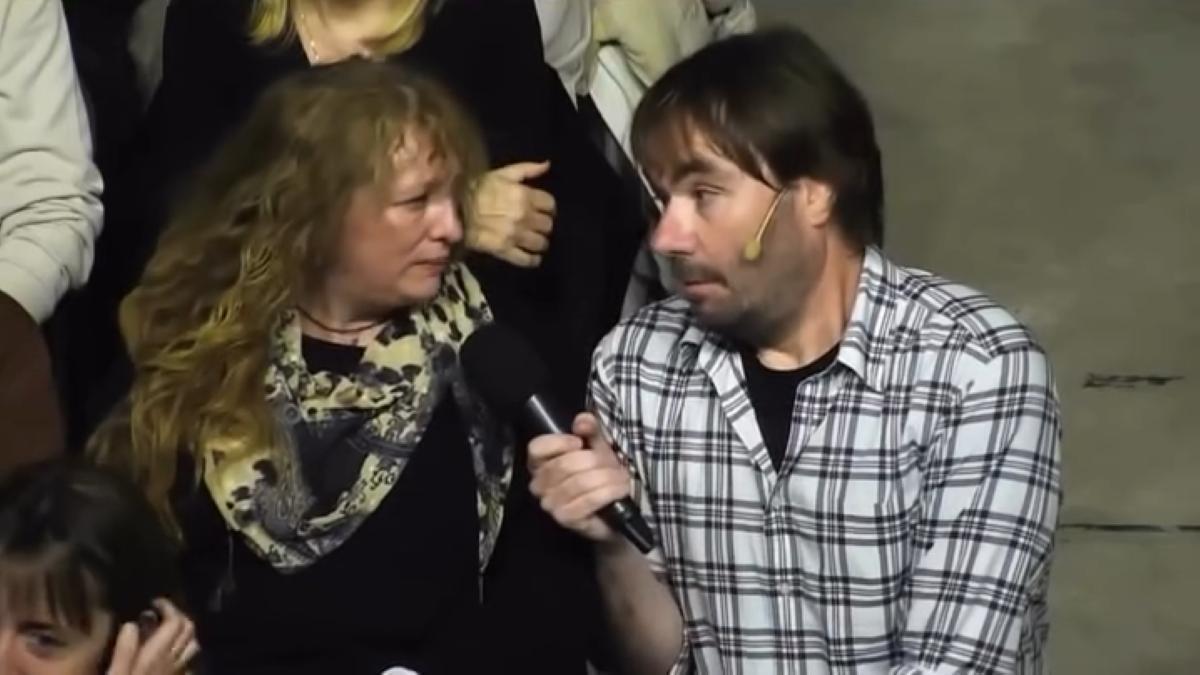 VÍDEO | Carmen, la madrilenya que va arribar a Castelló d'Empúries per cuidar la filla malalta que ha emocionat Quim Masferrer