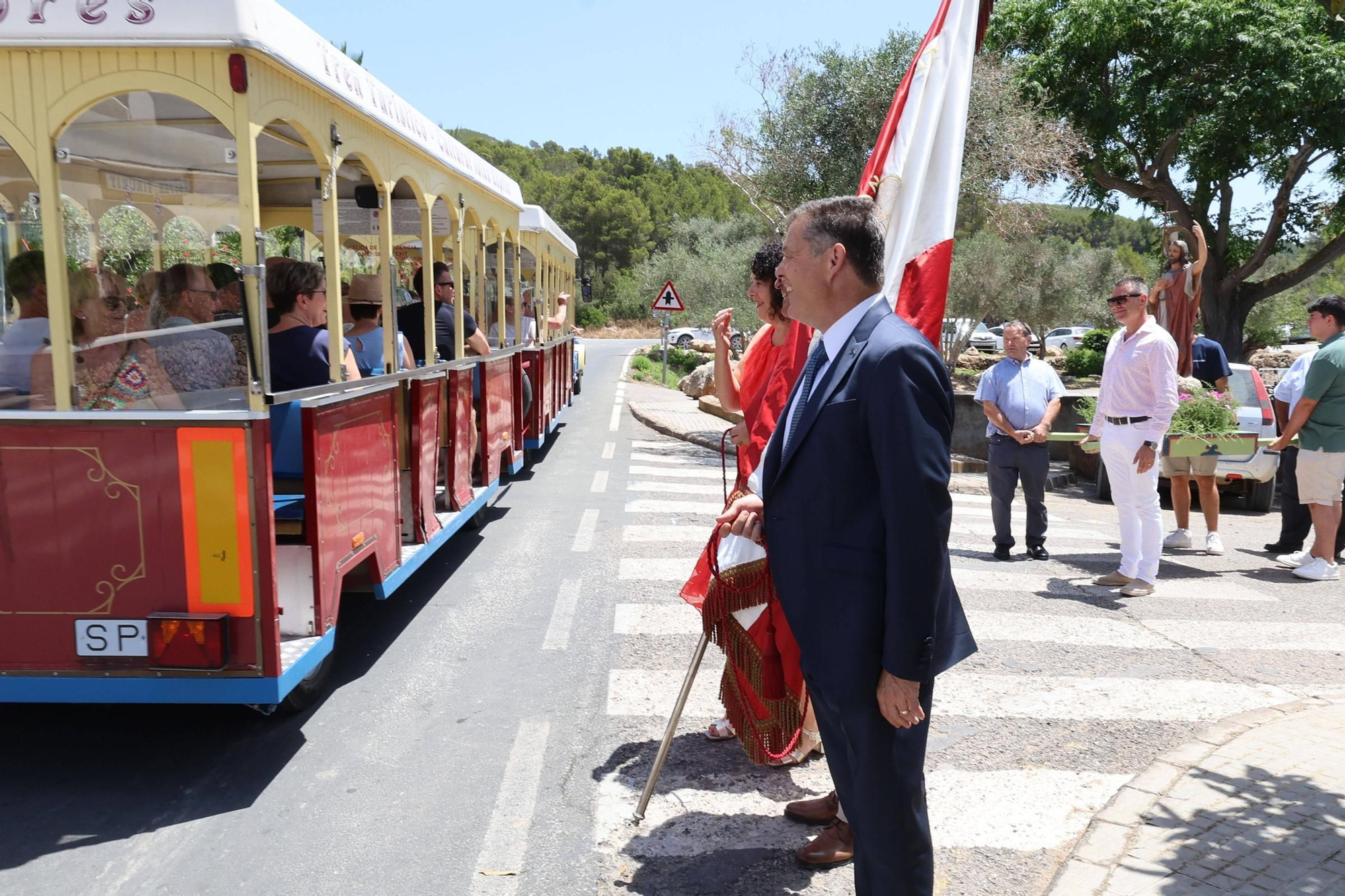 Mira aquí todas las fotos del día grande de las fiestas de Sant Joan