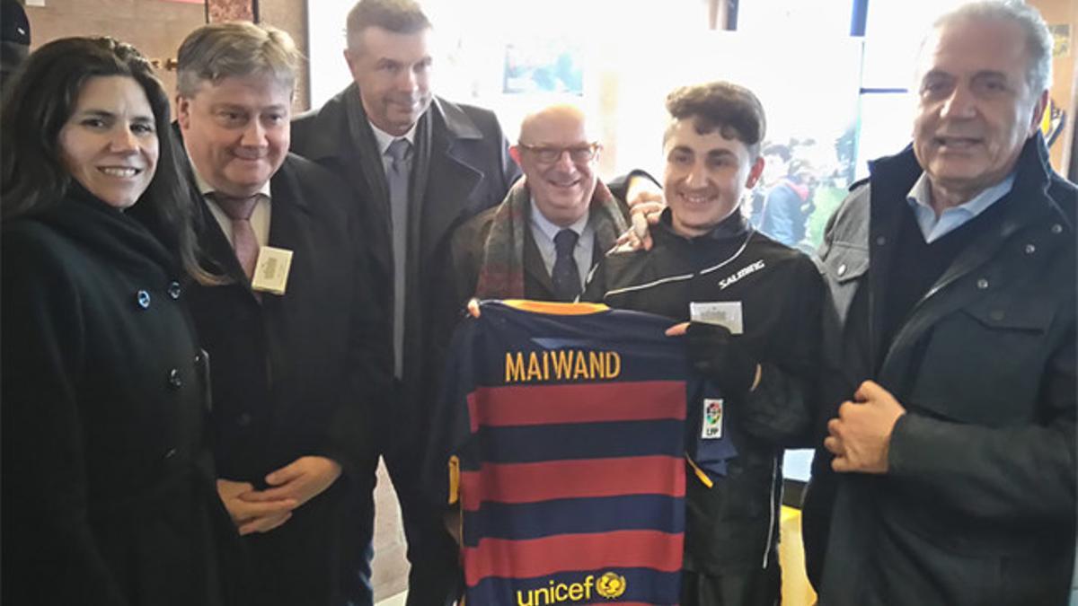 Maiwand ya tiene su camiseta del Barça