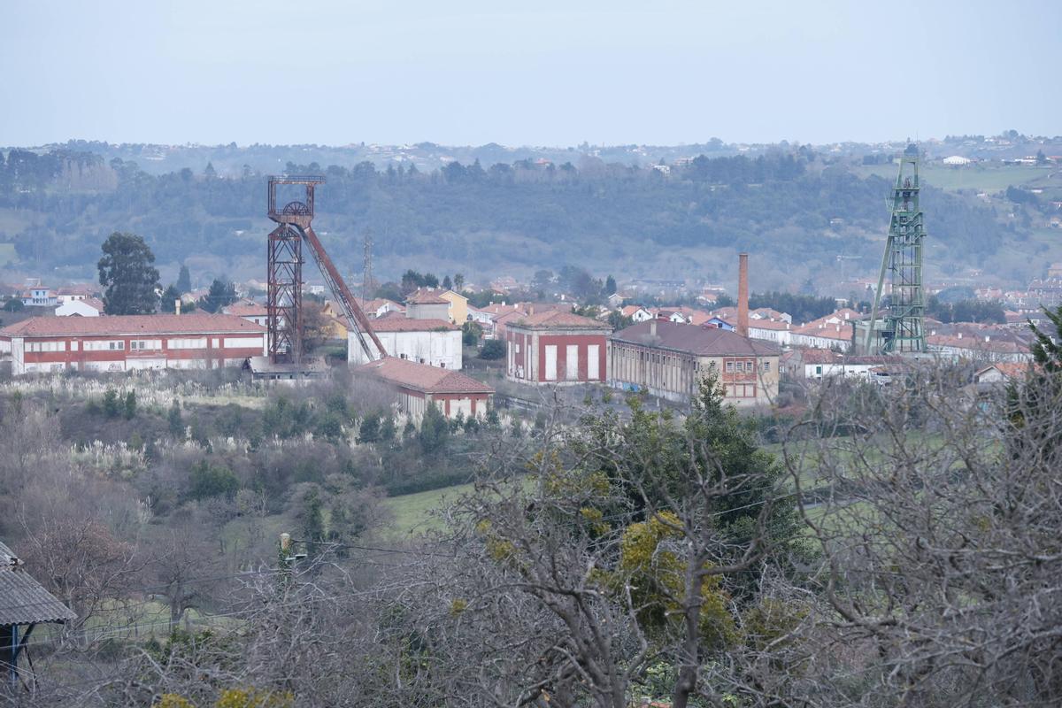 Vista de instalaciones de Mina La Camocha.