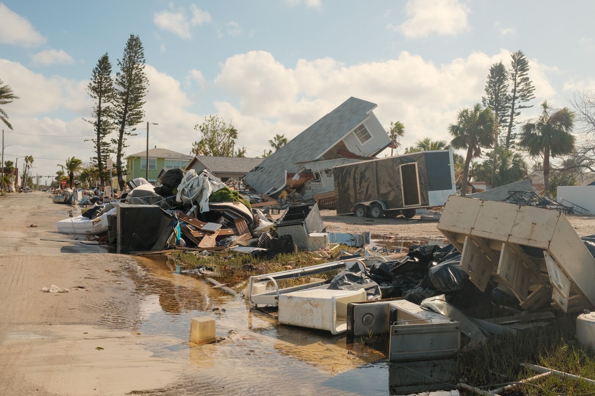 Els efectes de l'huracà Milton, en imatges