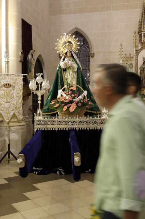 Ofrenda a la Virgen de Belén