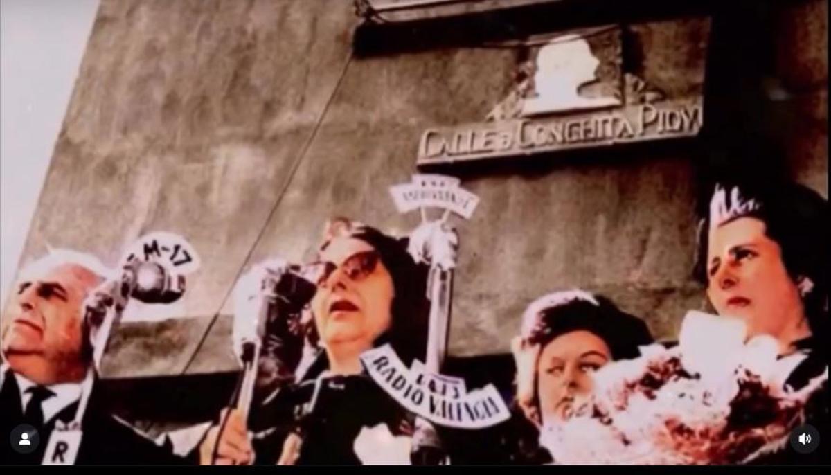 Acto inaugural de la calle, con la presencia de la tonadillera