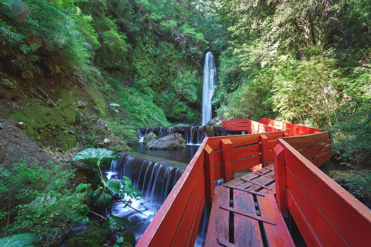 Termas Geométricas de Chile