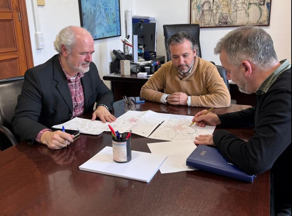 Gelabert, Rubio y Verd, reunidos esta semana para analizar el trazado del futuro proyecto.