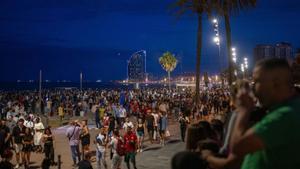 La revetlla desafia el pont a BCN