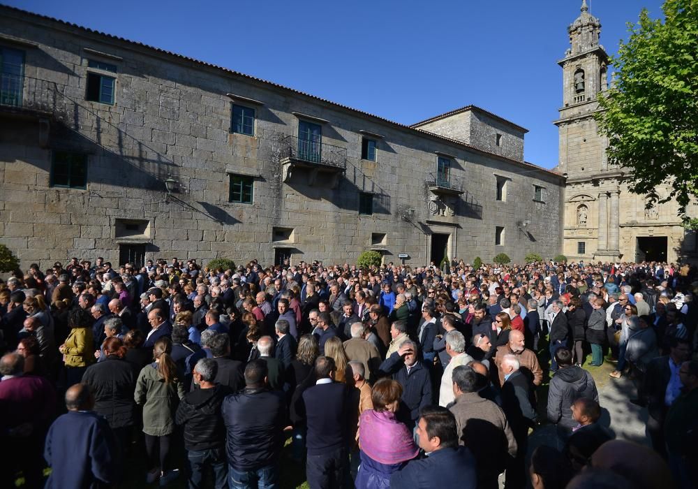 Último adiós a los fallecidos en en Combarro