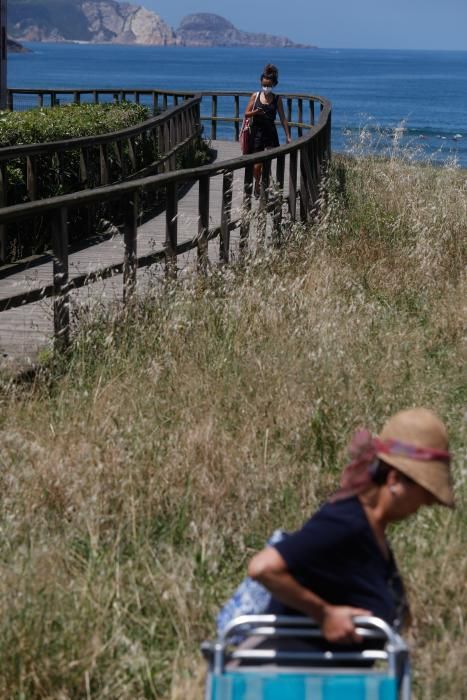 Sábado de playa en Asturias: parcelas de arenal