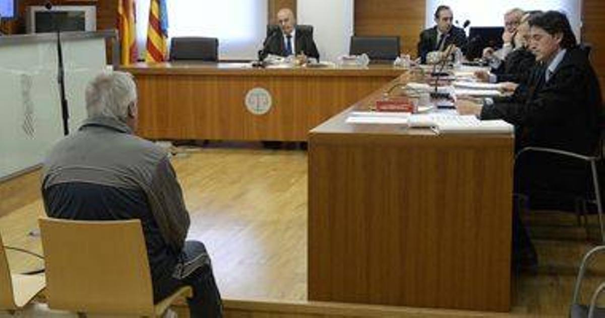El ‘emparedador’ de Vinaròs dice que estranguló a su mujer en un arrebato