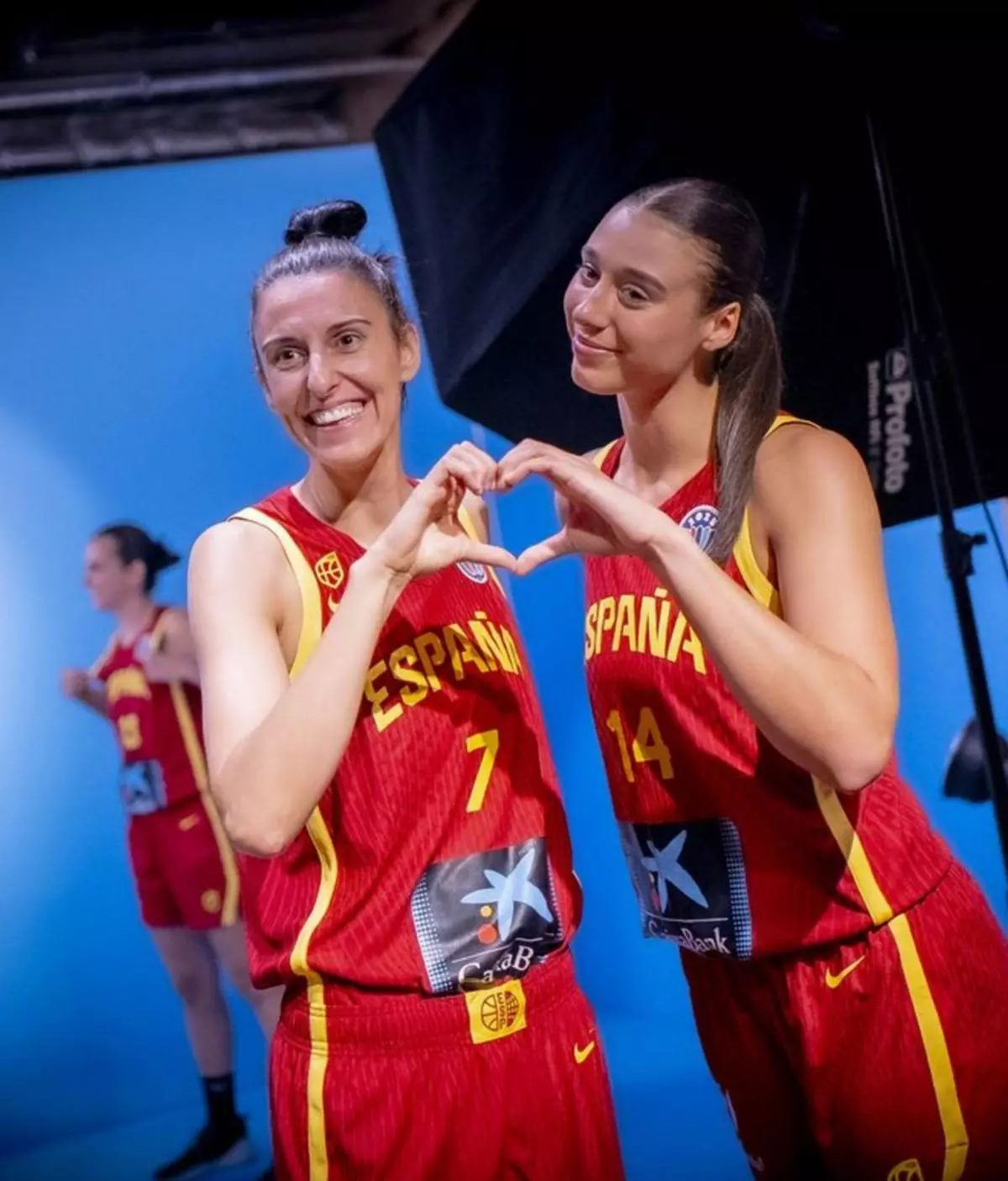 España inicia el camino en busca de su quinta corona