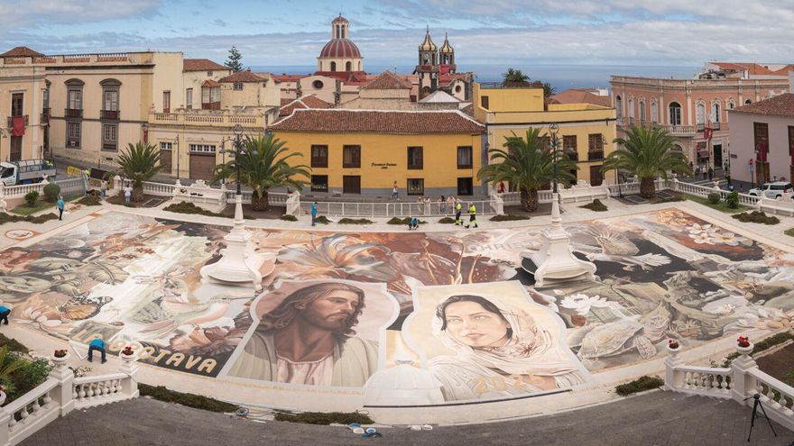 El magno tapiz del Corpus La Orotava luce tras mes y medio de trabajo intenso
