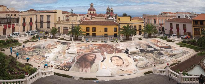 Colocación del tapiz de La Orotava