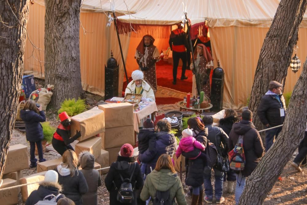 Los Reyes Magos abren las puertas de su campamento