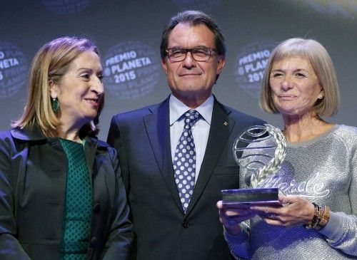 LA ESCRITORA ALICIA GIM?NEZ-BARTLETT GANA EL 64 PREMIO PLANETA