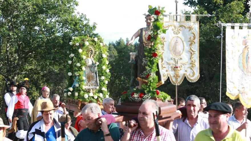 La Virxe de A Grela suma a Requejo y a Liripio a su séquito