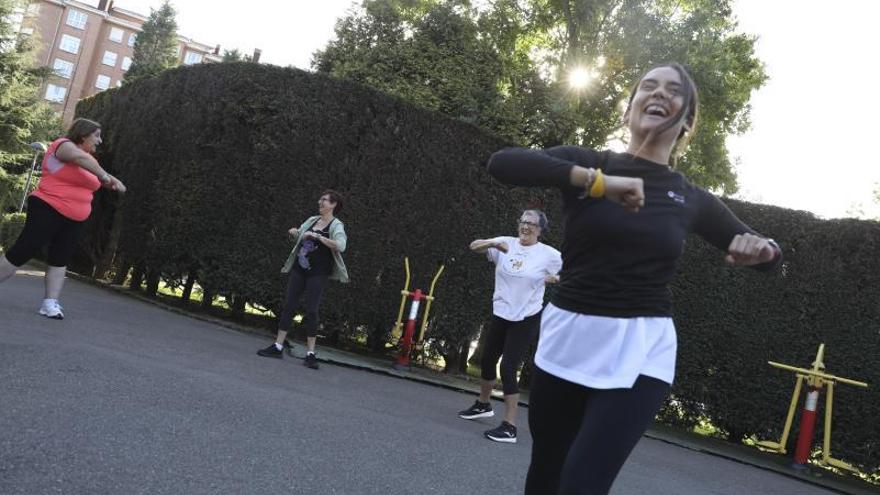 Avilés promueve la gimnasia al aire libre para luchar contra el sedentarismo