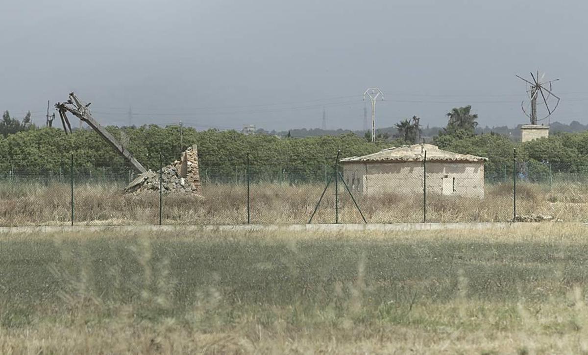 Uno de los objetivos de la declaración como Parque Agrario consiste en parar la degradación paisajística que sufre la zona.