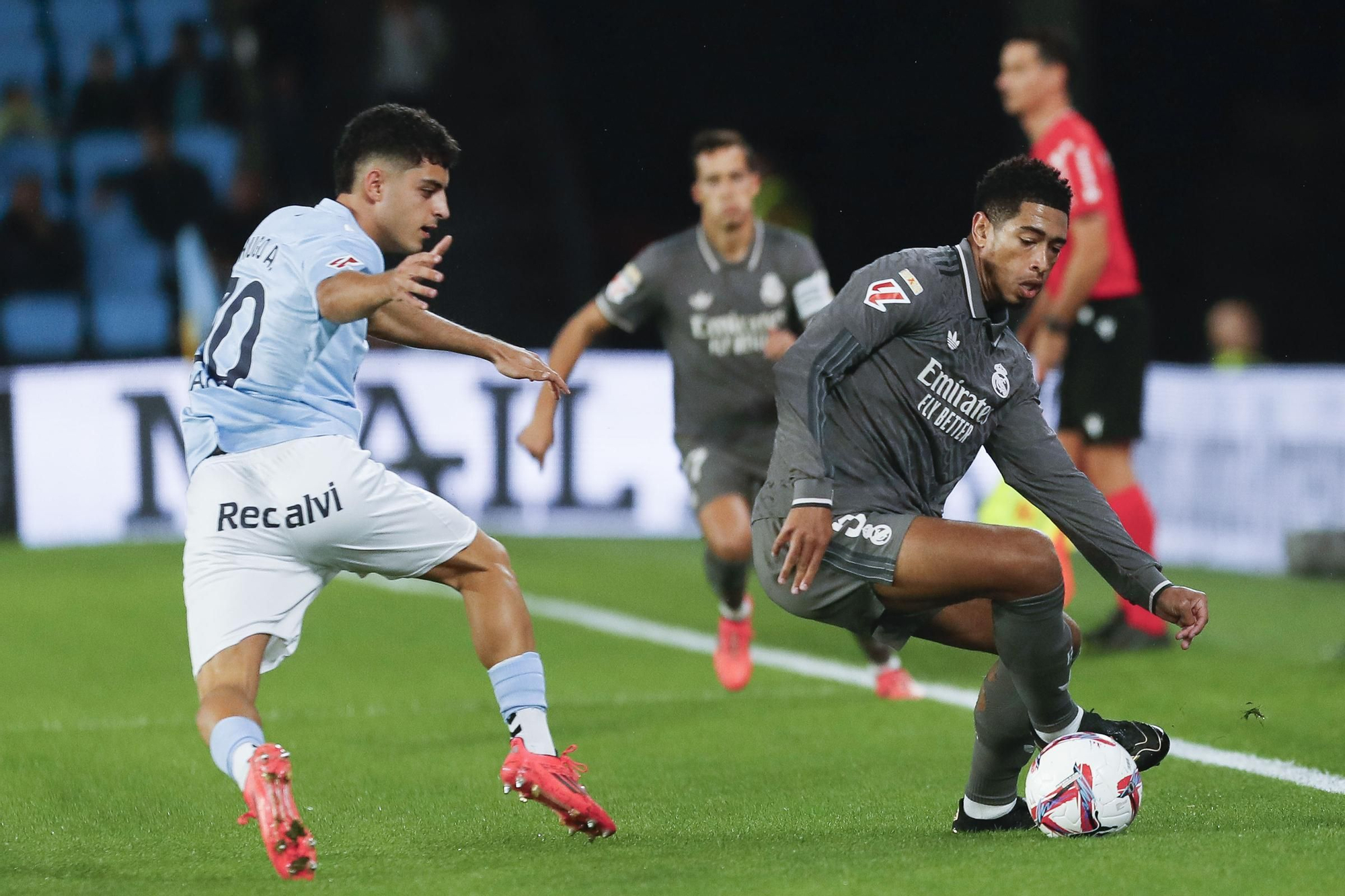 Courtois y Mbappé permiten al Real Madrid mandar en Balaídos al descanso (0-1)