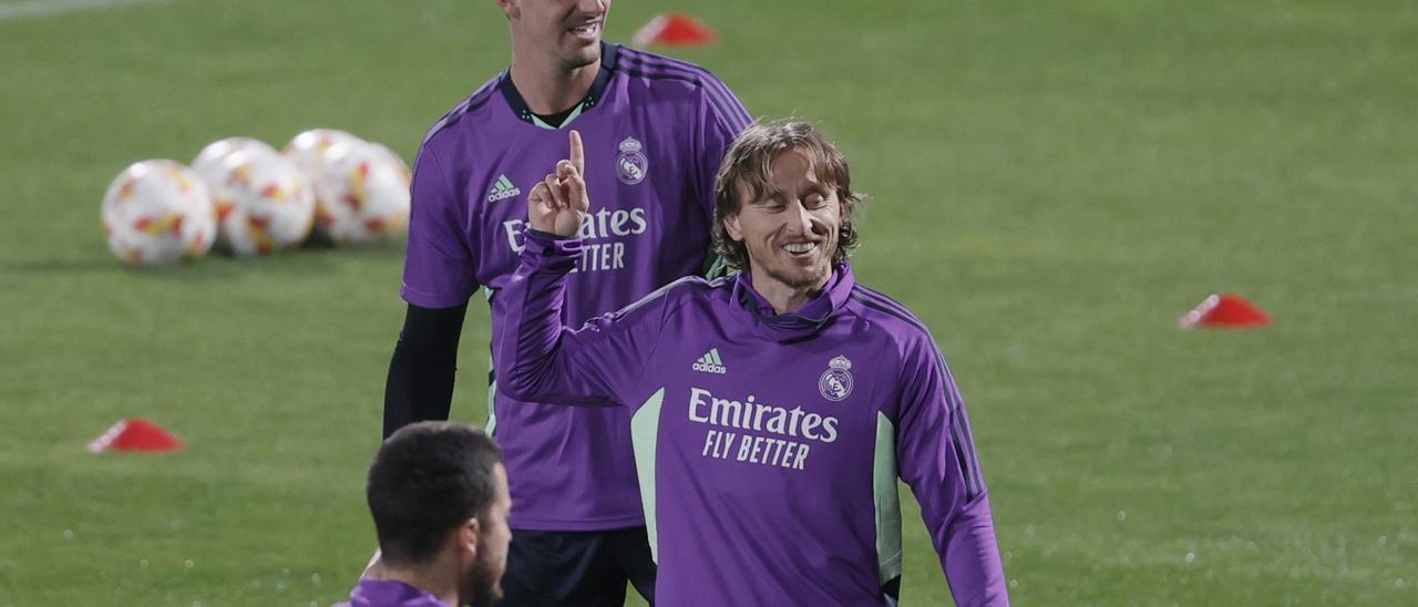 Luka Modric, en un entrenamiento con el Real Madrid en Riad (Arabia Saudí).