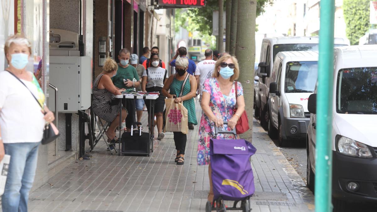 Comercio en una de las calles de la ciudad