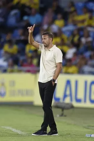Luis García, técnico de la UD Las Palmas: "En frente estará un gran rival"