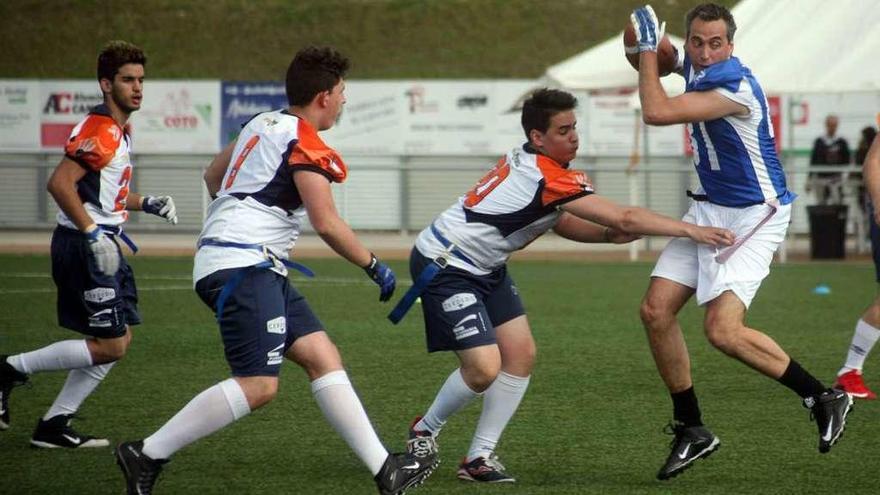 El Bestas competirá solo en flag football, la modalidad sin placajes. // Bernabé