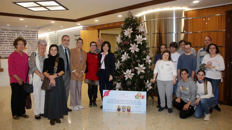 El Colegio de Abogados de Santa Cruz de Tenerife con los más desfavorecidos en Navidad