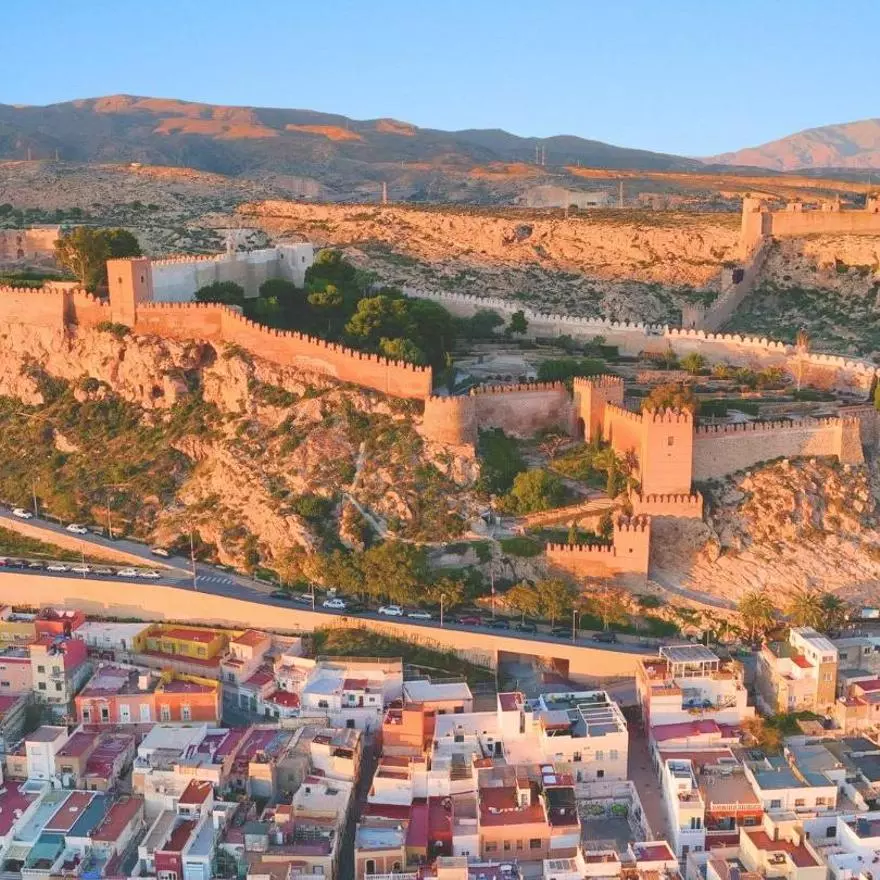 John Lennon pasó seis semanas en este pueblo de Andalucía y escribió una de las canciones más famosas de Los Beatles