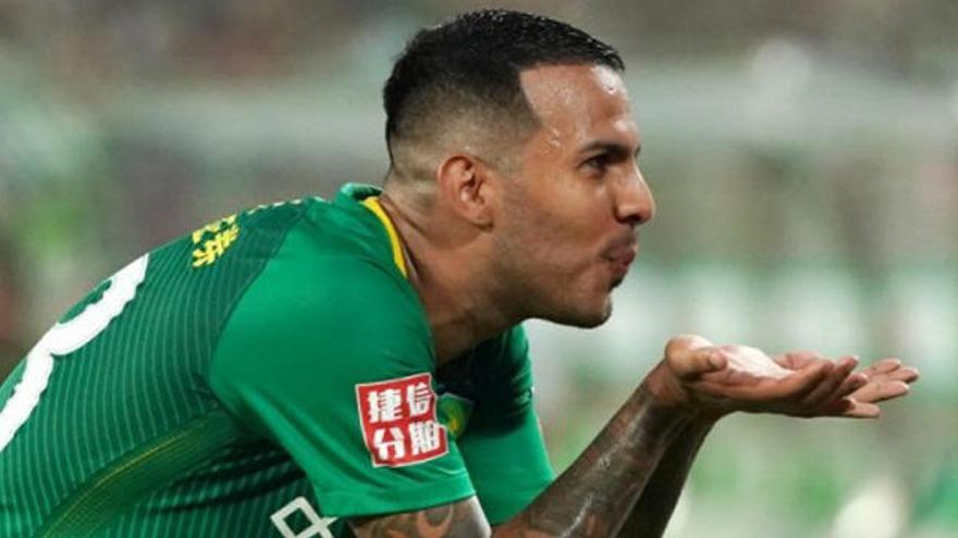 Jonathan Viera explota como goleador en China