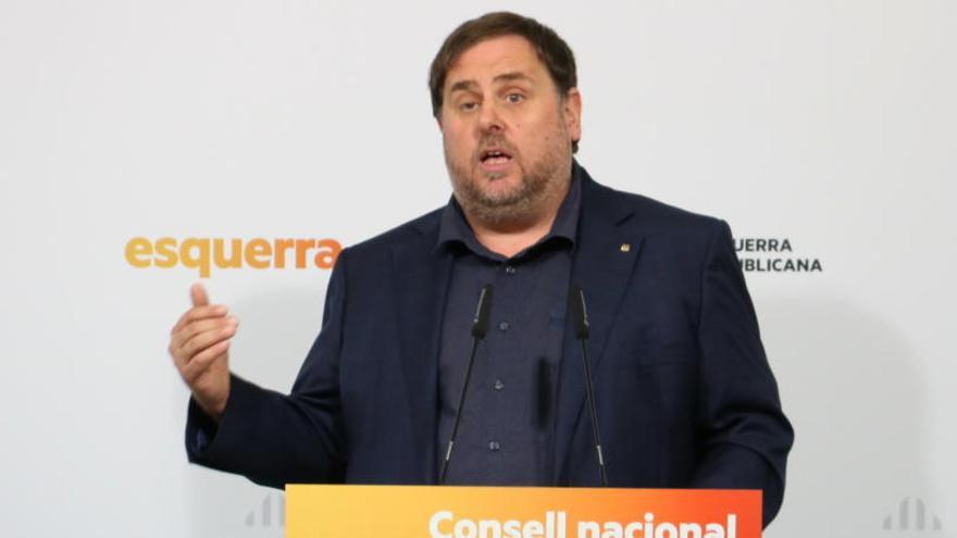 Junqueras: &quot;Vull manifestar el suport a Puigdemont per constituir la república catalana&quot;