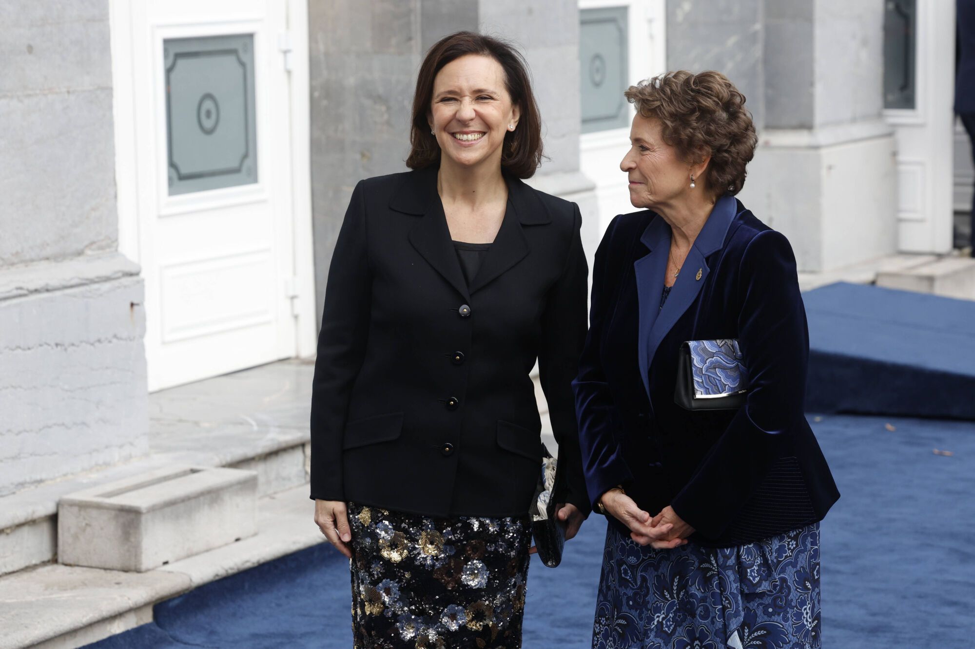  Así fue la llegada de los invitados a los premios "Princesa de Asturias" y su paso por la alfombra azul