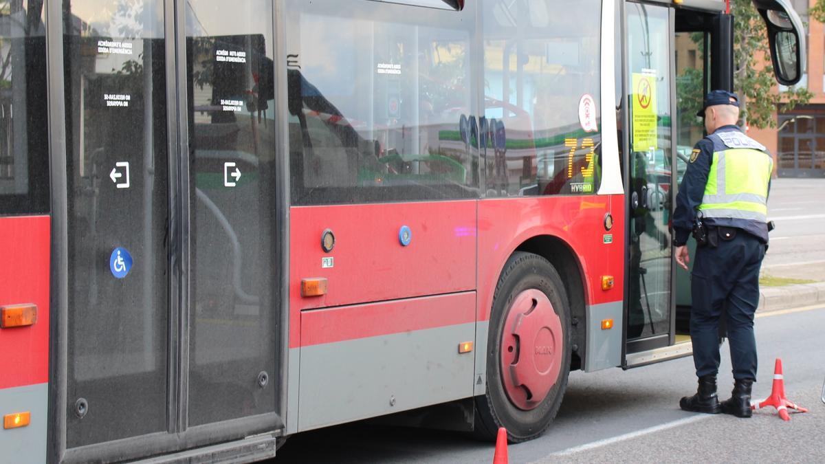 La EMT entrega las grabaciones del acoso a una pareja homosexual en un bus