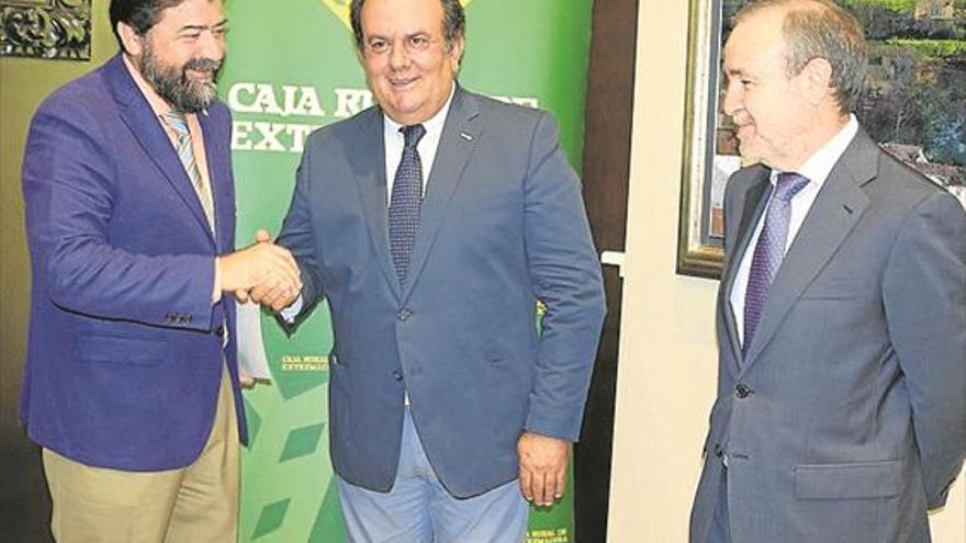 Caja Rural de Extremadura y la Creex promocionan juntas el tejido empresarial