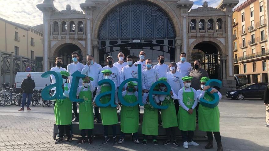 Los alumnos y los chefs que participarán en la VI Gala Inclucina