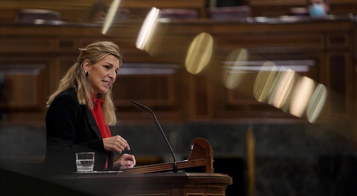 Yolanda Díaz i Laura Borràs, dos trets per la culata