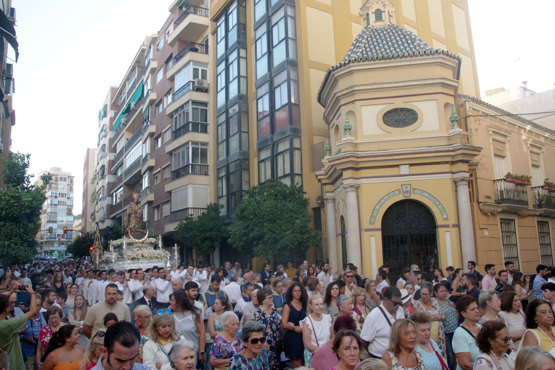 El traslado de la Virgen de la Victoria a la Catedral, en imágenes