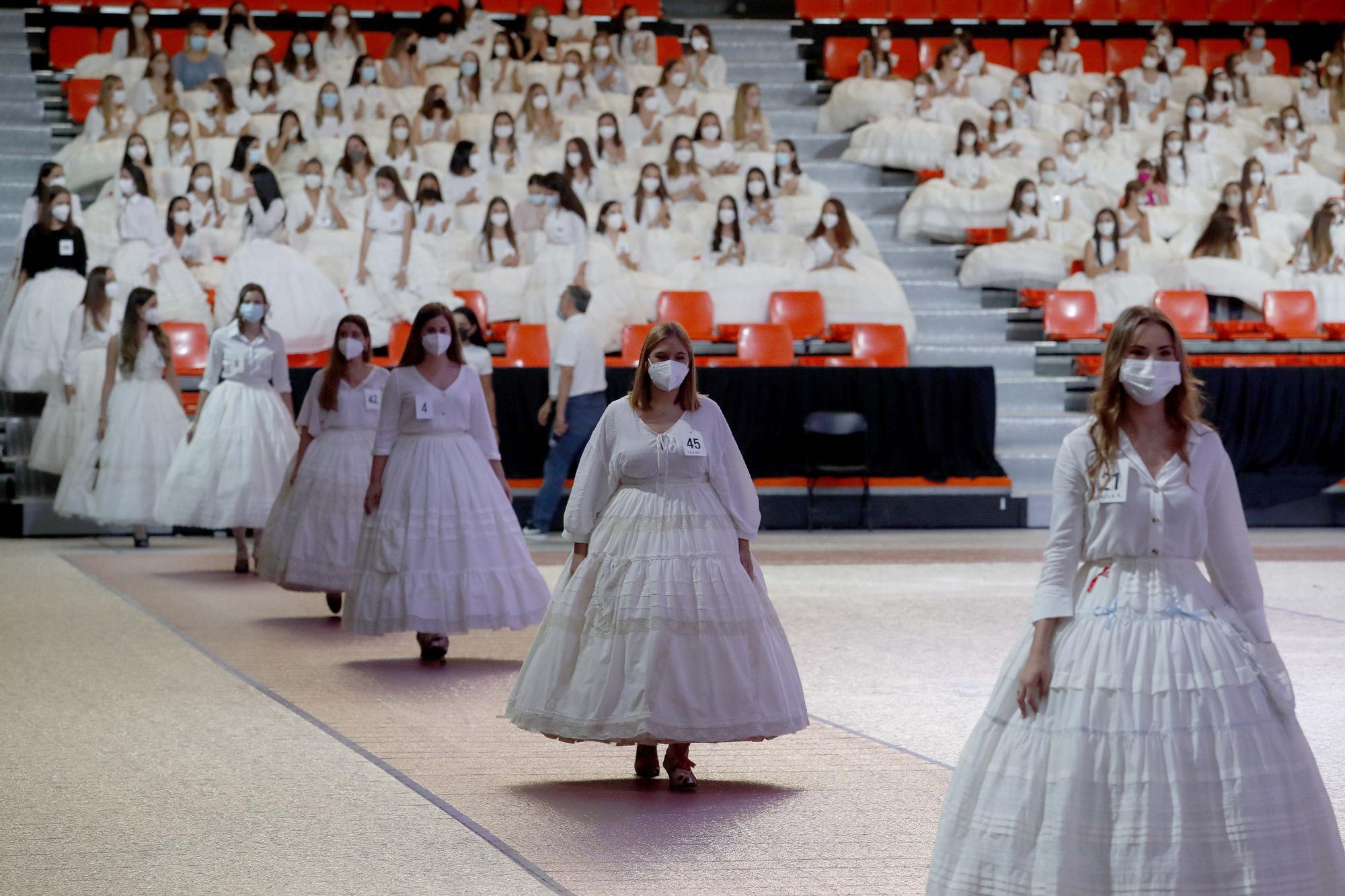 Ensayo de la elección de candidatas a falleras mayores y cortes 2022 en la Fonteta