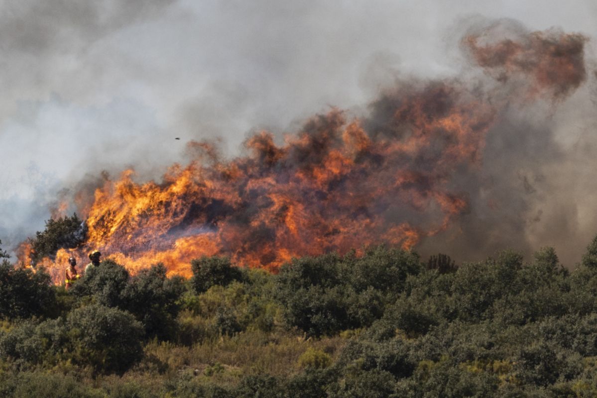 Las imágenes más impactantes del incendio en Bejís